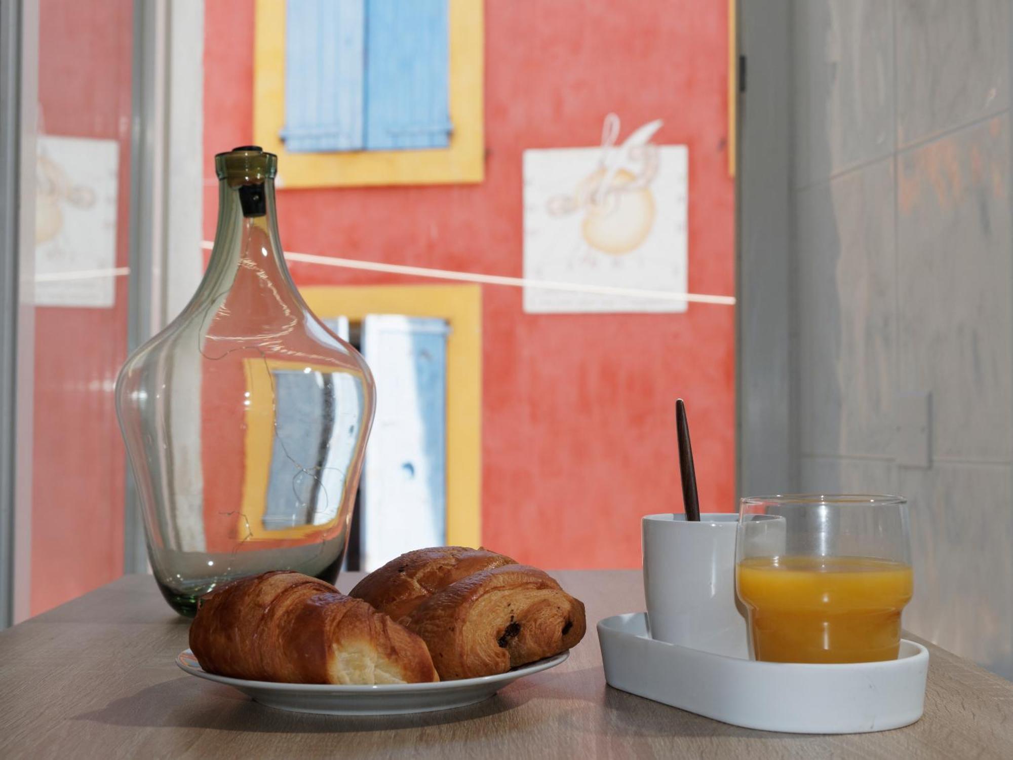 Le King & Suites Etoilees Greoux-les-Bains ภายนอก รูปภาพ